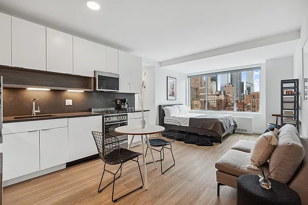 Rented by Greystar | media 31