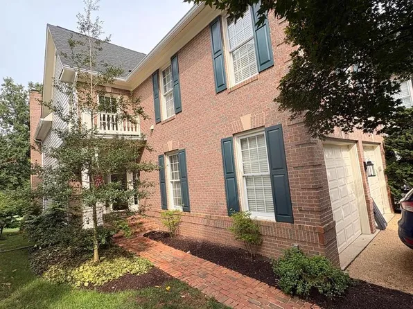 20251 Water Mark Pl, Sterling, VA 20165
