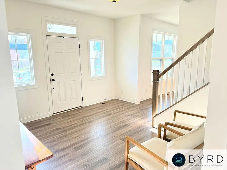 16618 Broadmoor Rd — Photo 8