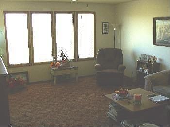3rd image of 3967 Evelyn Ave