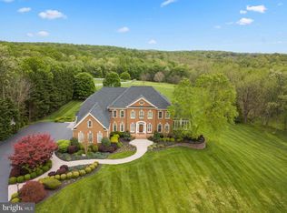 22309 Essex View Dr, Gaithersburg, MD 20882