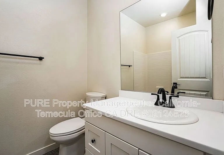 30383 Town Square Dr — Photo 11
