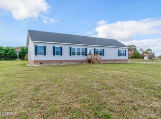865 E Ridge Rd, Shawboro, NC 27973