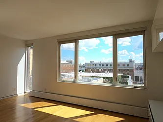 Rented by R New York