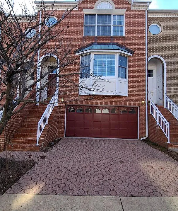 8172 Madrillon Ct