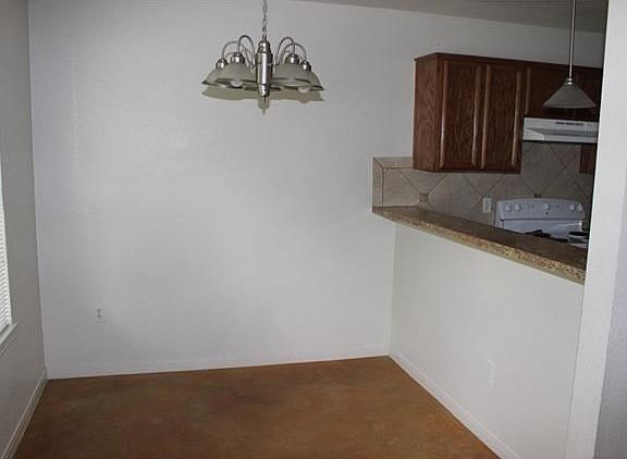 4th image of 210 W Lincoln Ave #Ac