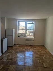 75-06 Woodside Avenue, #3E