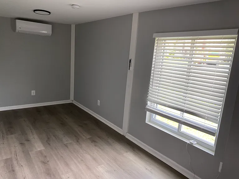 2933 Presstman St — Photo 13