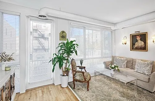414 1st St #1 Photo 1