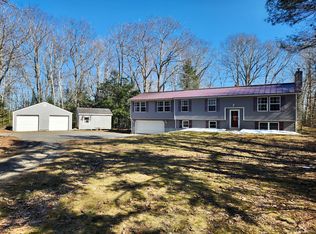 554 Townhouse Rd, Kenduskeag, ME 04450