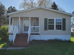 2322 Birch Ln, Newfane, NY 14108