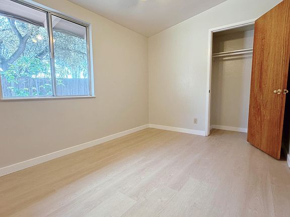 5th image of 808 Lakemuir Dr