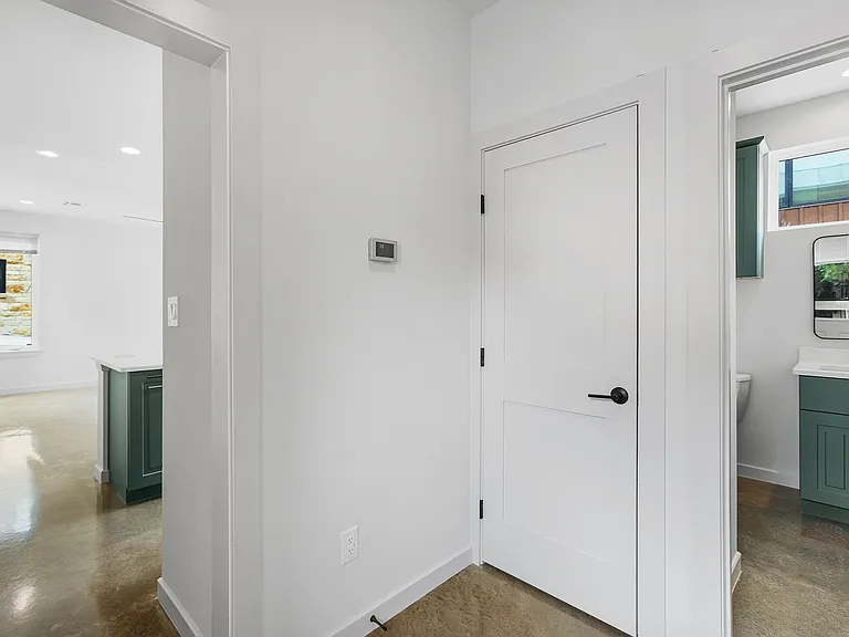 Modern Luxury in San Marcos' Premier Courtyard Community Now Leasing! — Photo 60