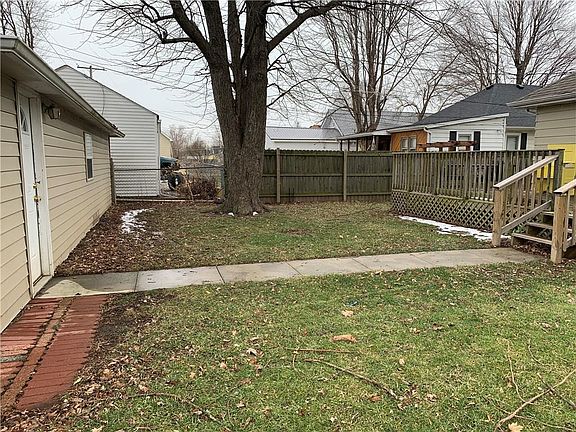 3rd image of 2317 N Cherrywood Ave
