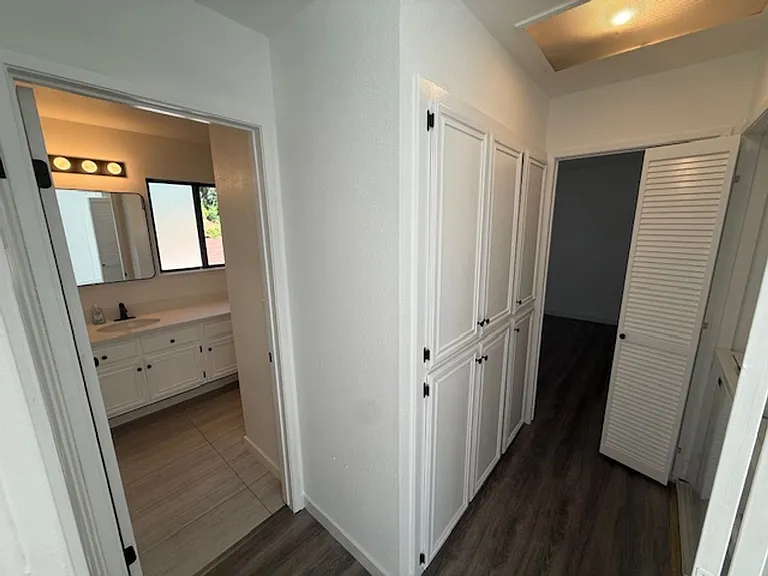 300 Mill Rd — Photo 11
