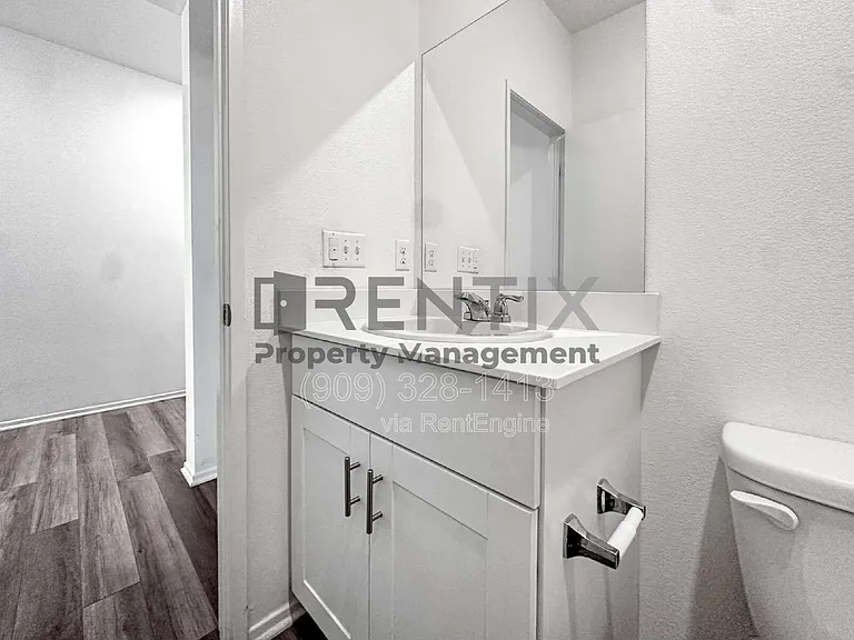 15739 Yosemite St — Photo 29
