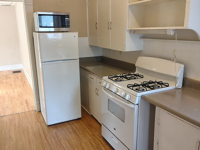 315 E Saint Vrain St #2 — Photo 6