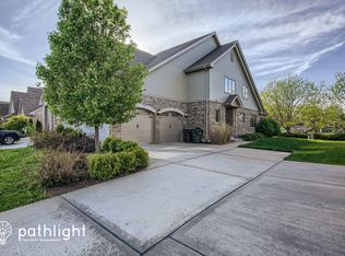 9820 Folkers Dr, Frankfort, IL 60423