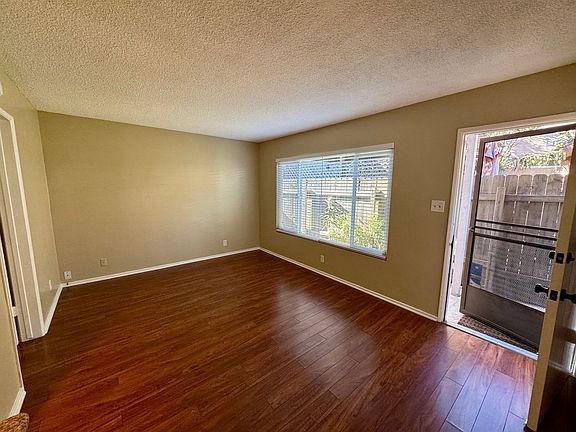 4th image of 2148 San Anseline Ave