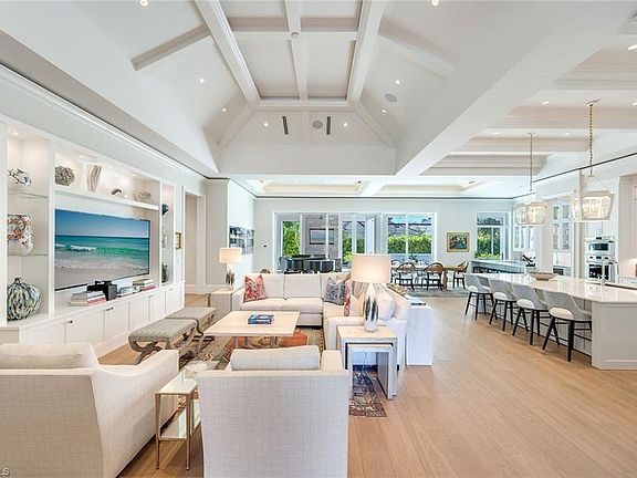 2nd image of 600 Fountainhead Way