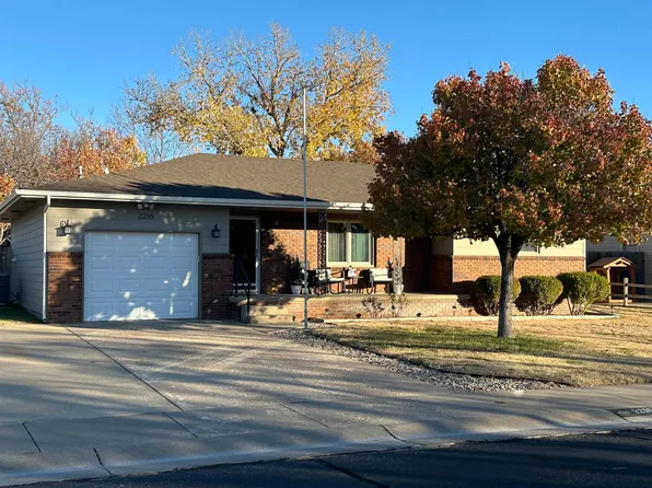 2216 Felten Dr, Hays, KS 67601