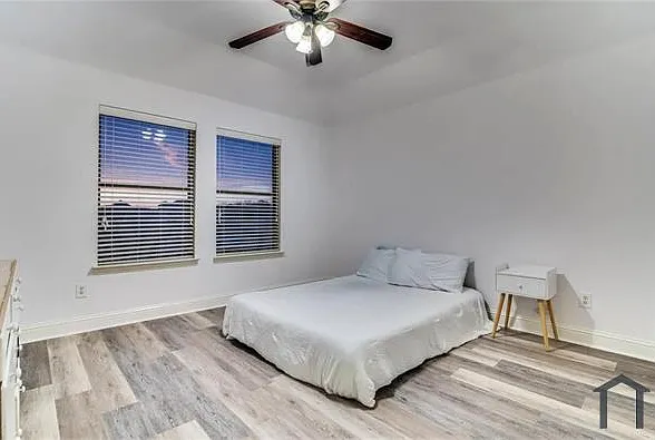 412 Bur Oak Trl — Photo 16