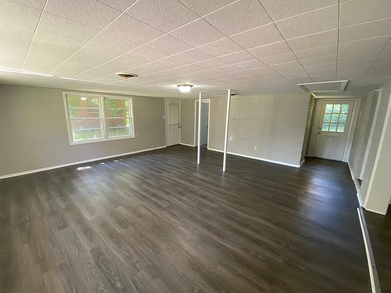 1346 Wedgewood Dr — Photo 11