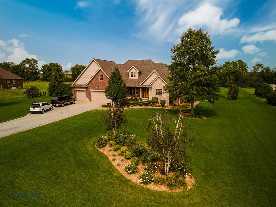 1st image of 15014 W 153rd Ln