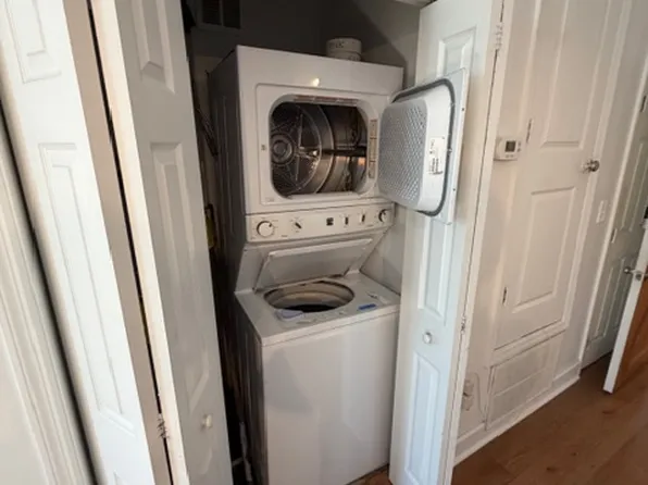 256 Martin Luther King Jr Blvd #2, Savannah, GA 31401