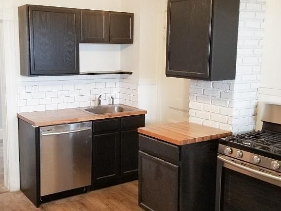 4th image of 125 Durston Ave