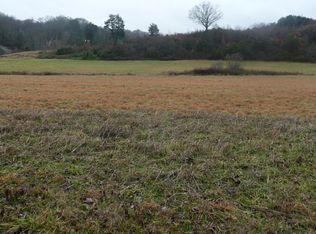 Howell Rd, Mascot, TN 37806