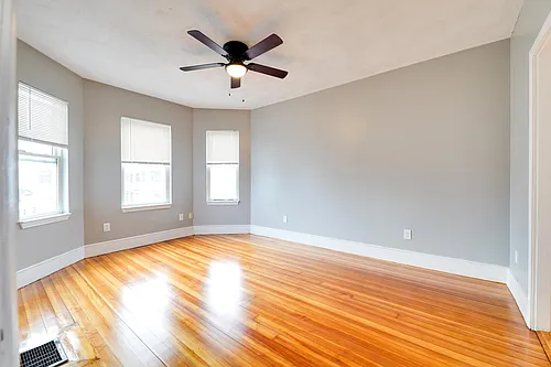 6 Ridgewood St #3 Photo 1