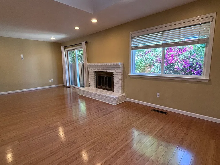 4954 Paseo Tranquillo — Photo 5
