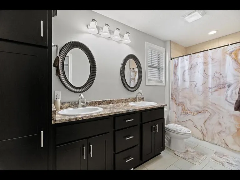 303 Edenbridge Blvd — Photo 2