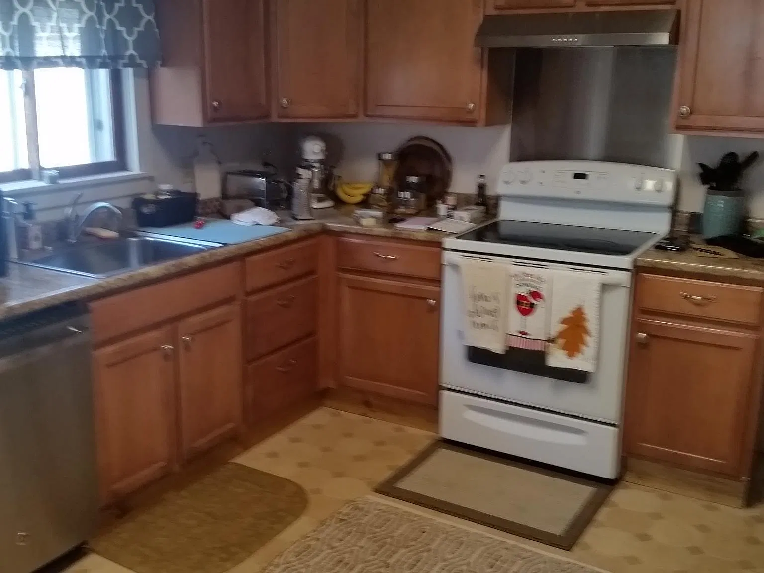 3 bed, 1700 sqft, $2,175 — Photo 2