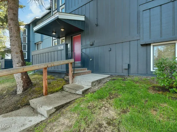 1630 Eastridge Dr APT 303, Anchorage, AK 99501