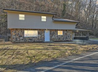4221 Reservoir Rd, Kingsport, TN 37660