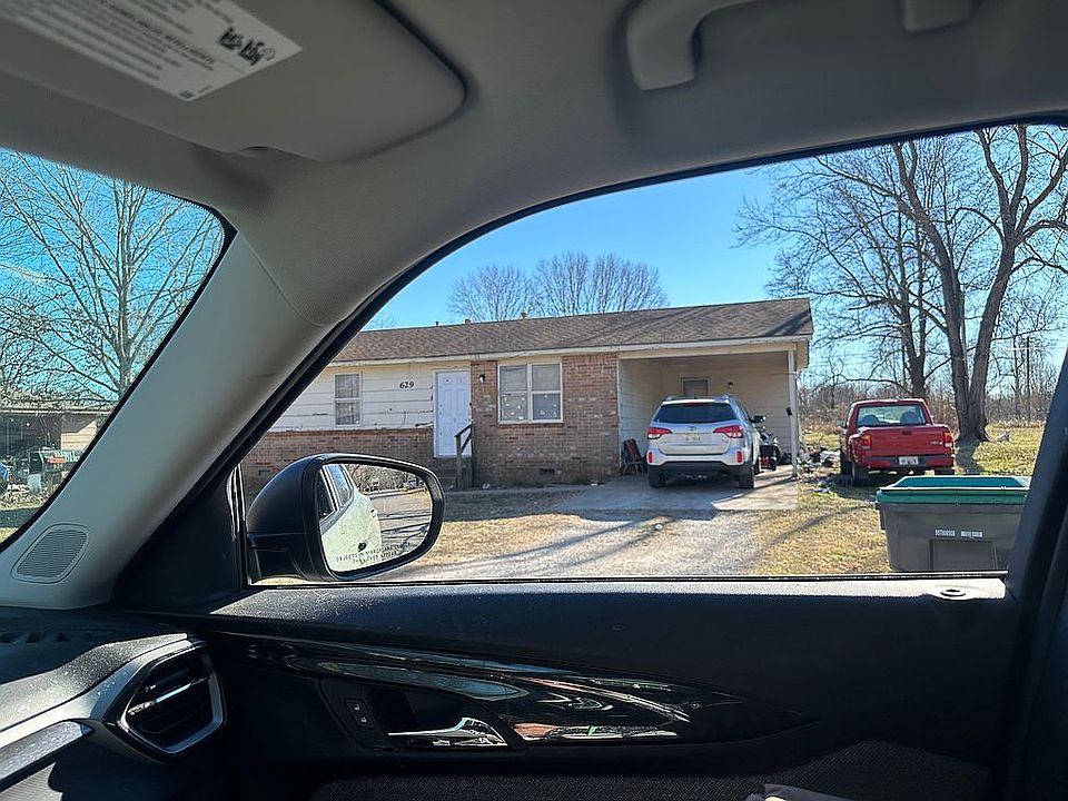 1st image of 629 Green Country Dr