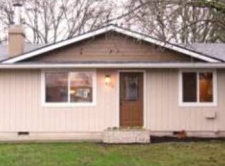 500 SW Juniper St, Junction City, OR