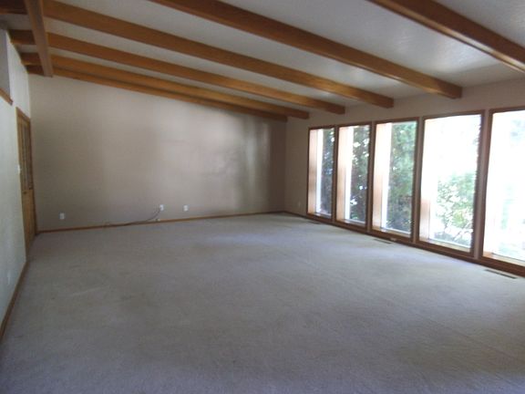 2nd image of 1260 Candleridge Cir
