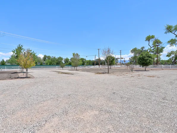 4401 Isleta Blvd SW, Albuquerque, NM 87105