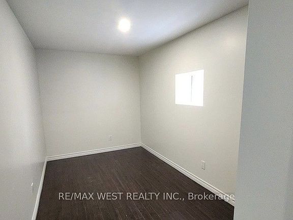 4th image of 645 Townline Rd N #3