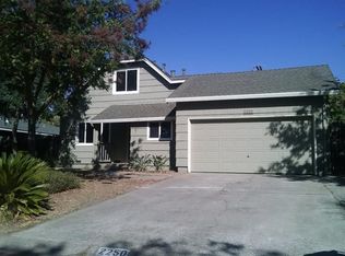 2250 Waterford Rd, Sacramento, CA 95815