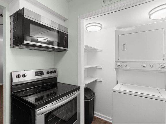 5th image of 2325 Elliston Pl APT 410