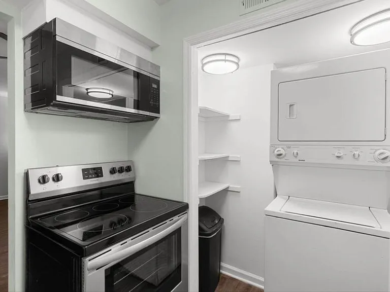 2325 Elliston Pl #410 — Photo 5