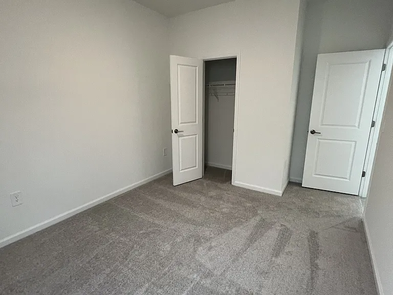 5653 Fiona Ln — Photo 14