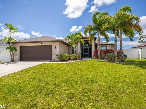 910 SW 12th Ter, Cape Coral, FL 33991