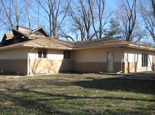 303 N 1st St, Wilmington, IL 60481