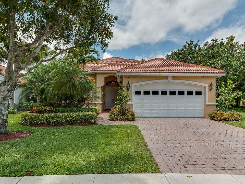 1st image of 10849 Fairmont Village Dr