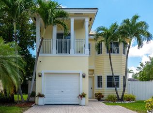 3568 NE 3rd Dr, Homestead, FL 33033